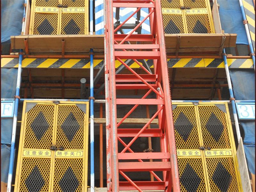 施工電（diàn）梯門6.jpg